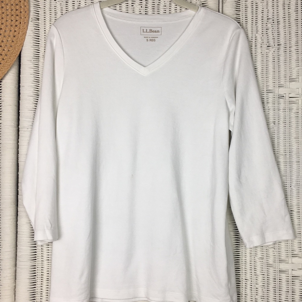 L.L. Bean White V Neck Shirt Slightly Fitted S